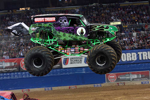 monster jam 2020 怪物大脚车特技秀 日期推迟待定